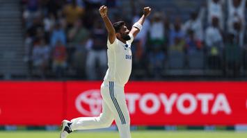 India-Australia Cricket Test Series Kicks Off with 20 Wickets 1 India Beats Australia on the First Day of cricket match